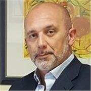 Aiuto le persone a crescere nelle competenze di base, ad affrontare i colloqui di lavoro e a superarli, a redigere un curriculum